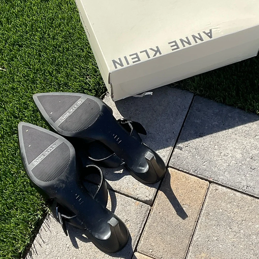Anne Klein Black Leather Mules - Picture 3 of 4